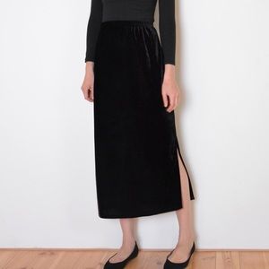 EMMA JAMES Black Velour Midi Skirt with Slit XL